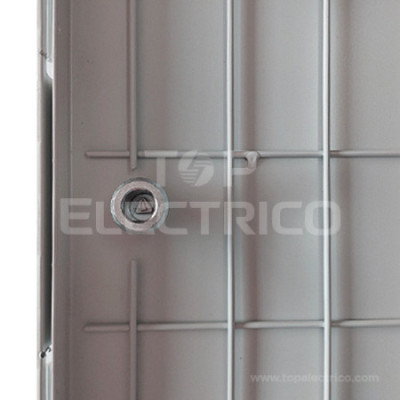 Puerta metálica empotrable panelable 70x90 cm para CGP Exterior-imagen_D